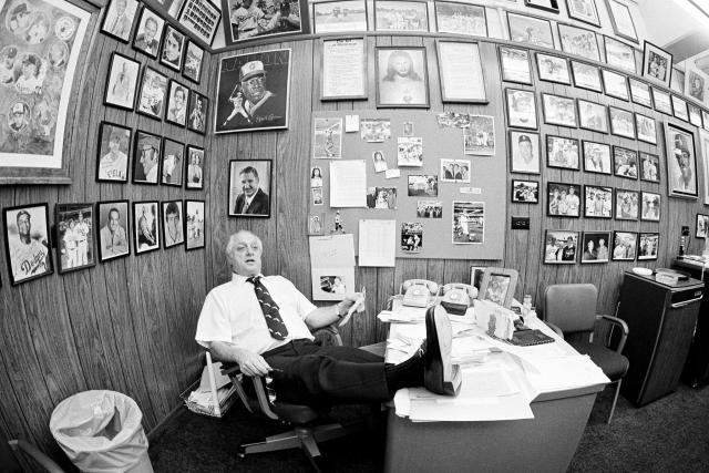 Lasorda, fiery Hall of Fame Dodgers manager, dies at 93 – KXAN Austin