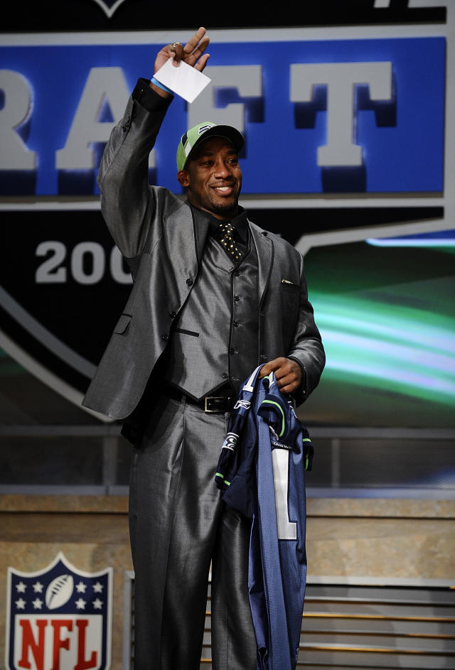 The best and worst dressed players in NFL draft history