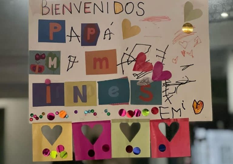 El cartel que escribió su hija Emilia