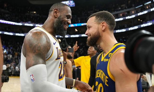 LeBron James' 'extraordinary' performance is exactly what NBA in-season  tournament needed - Yahoo Sports