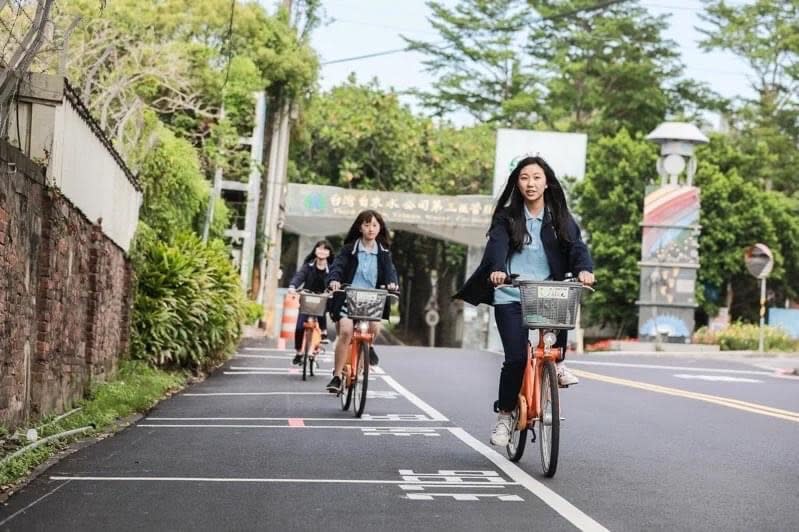 新竹市公共自行車全面升級為YouBike 2.0，且會新增20處新站點，市府交通處20日公佈新站點，七月起逐步開站、九月建置完成。(記者曾芳蘭攝)