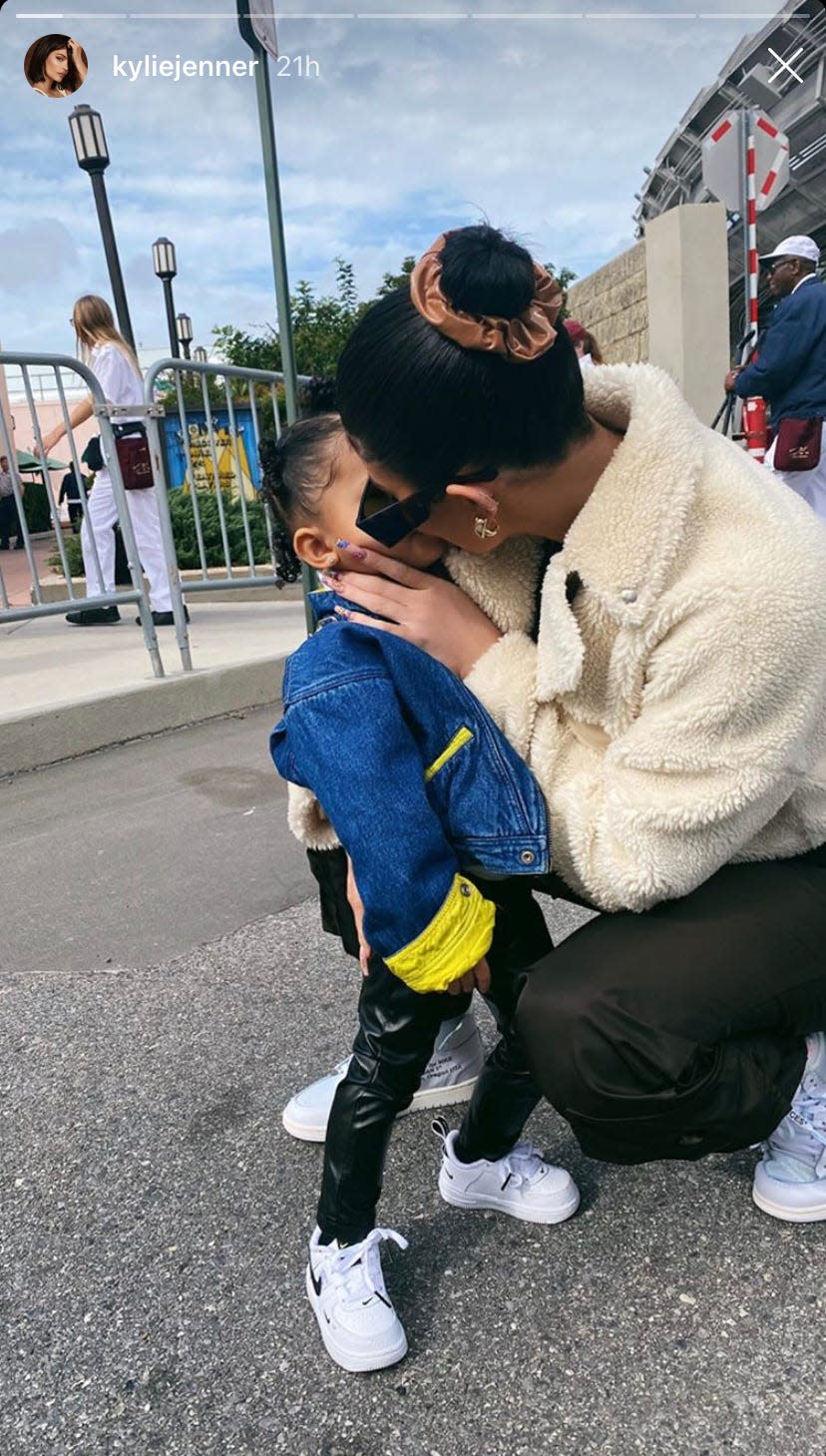 kylie jenner stormi bday disney trip