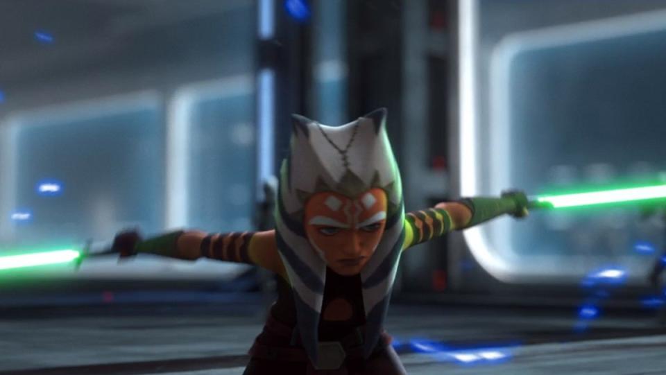 Ahsoka using two green lightsabers to practice fighting against clone troopers in Tales of the Jedi