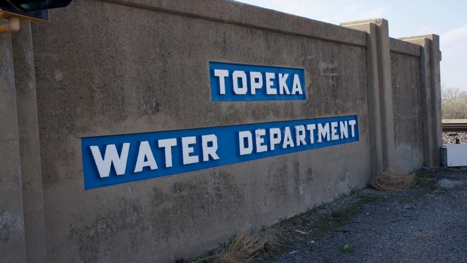 Topeka's mayor and city council discussed Tuesday whether the city should bring back the emergency management coordinator's position it last had filled in May 2020. The suggestion came in the wake of an emergency boil water advisory in Topeka.