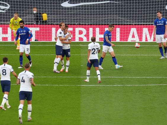 Spurs celebrate taking the lead (Getty)