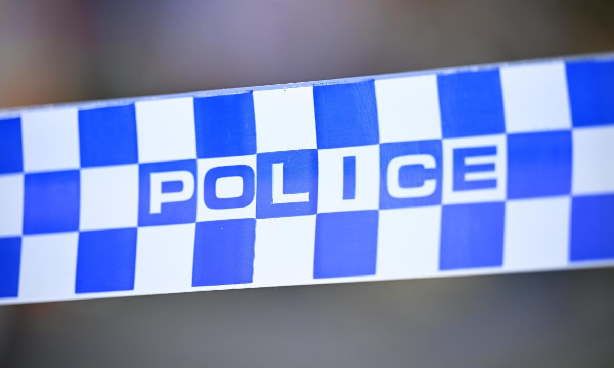 Un garçon de trois ans décède après avoir été laissé dans une voiture dans le sud-ouest de Sydney