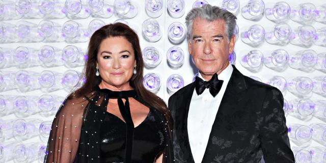 Pierce Brosnan Adorably Celebrates 25 Years of Love With His Wife Keely  Shaye Smith