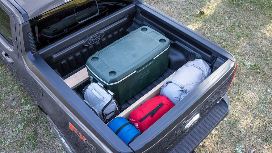 La Ford Maverick precio ofrece una cómoda caja de carga.