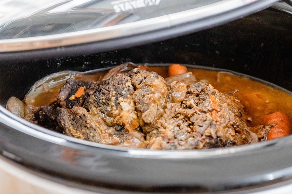 Wirecutter: best slow cooker