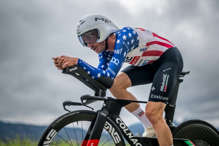 L'Américain Brandon McNulty vainqueur de la 3e étape du Tour de Romandie, un contre-la-montre de 15,5 km, le 26 avril 2024 à Oron (Fabrice COFFRINI)
