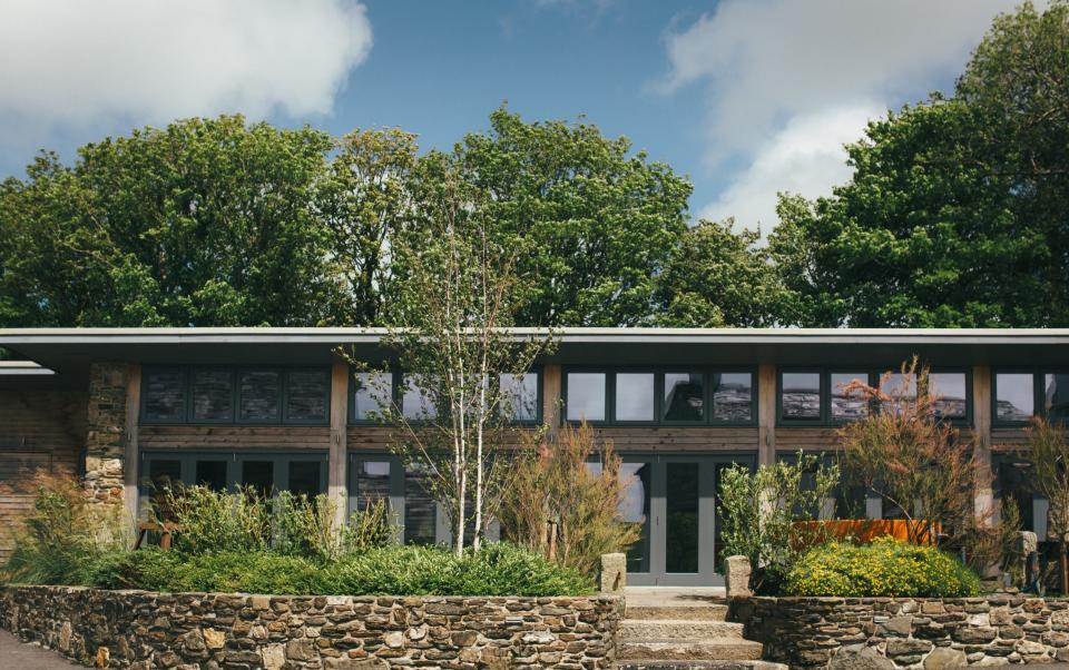 Tregulland Cottage and Barn in Devon