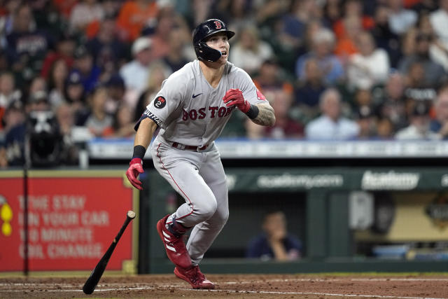 Jarren Duran dusts himself off and helps Red Sox overpower Mariners, 9-4 -  The Boston Globe