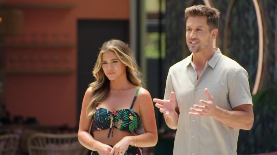 JoJo Fletcher and Jordan Rodgers host The Big D