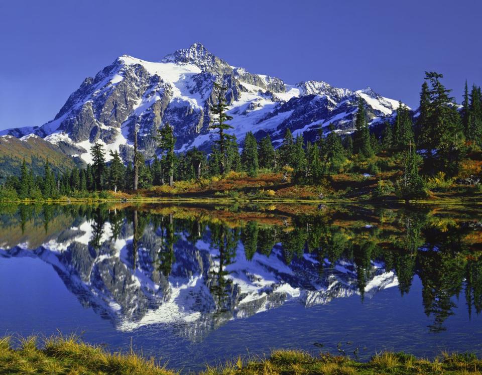 7) It has a lot of glaciers. (Olympic Mountains, North Cascade and Stuart, Washington)