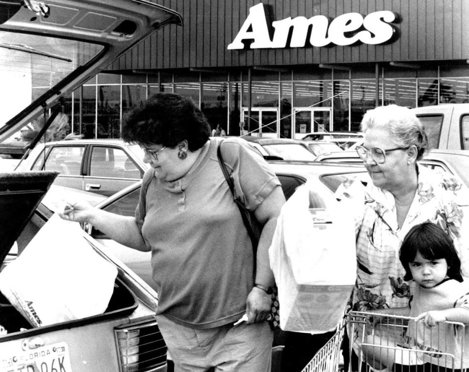 Shoppers at Ames department store at 700 W. 49th St. in 1990.