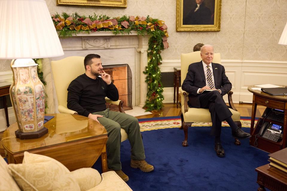 US President Joe Biden (R) and the Ukrainian President Volodymyr Zelenskyy (L) meet during Zelenskyy's visit to Washington on Dec 12, 2023.