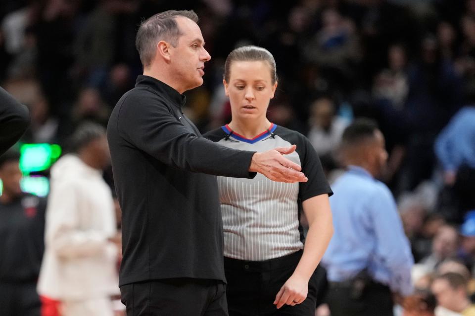 Phoenix Suns head coach Frank Vogel (left) talks to official Dannica Mosher (right) during the second half against the Toronto Raptors at Scotiabank Arena in Toronto on Nov. 29, 2023. Mandatory Credit: John E. Sokolowski-USA TODAY Sports