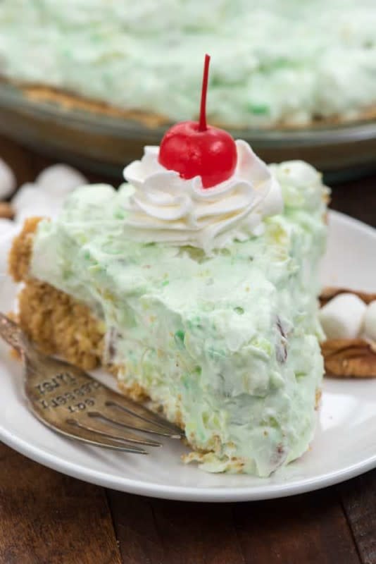 <p>Crazy For Crust</p><p>A no-bake pistachio pie based on the fluff salad of yesteryear.</p><p><strong>Get the recipe:<a href="https://www.crazyforcrust.com/watergate-salad-pie/" rel="nofollow noopener" target="_blank" data-ylk="slk:Watergate Salad Pie;elm:context_link;itc:0;sec:content-canvas" class="link "> Watergate Salad Pie</a></strong></p>