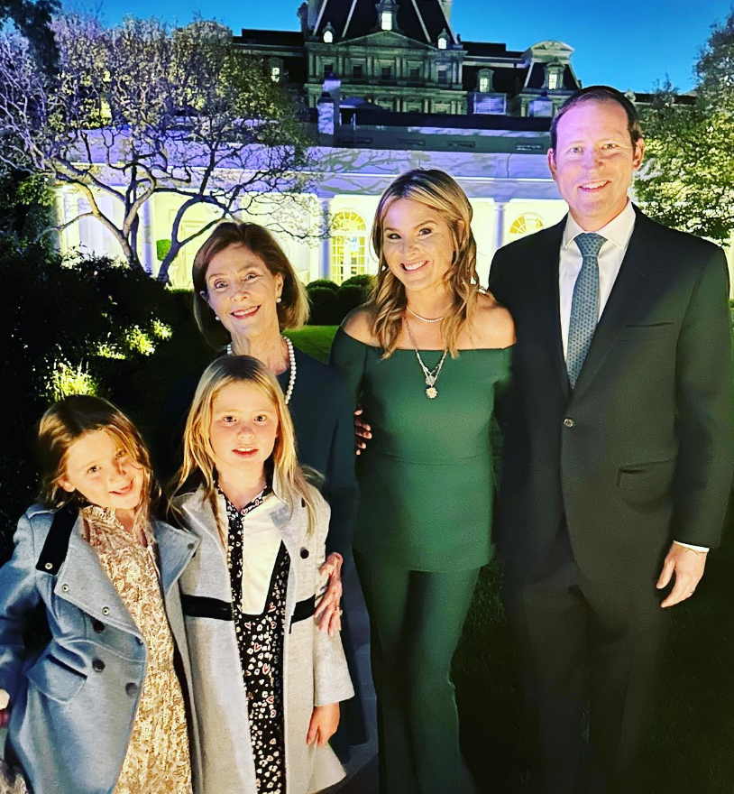 Jenna Bush Hager took her daughters to the White House for the first time back in September. (@jennabhager / Instagram / TODAY)