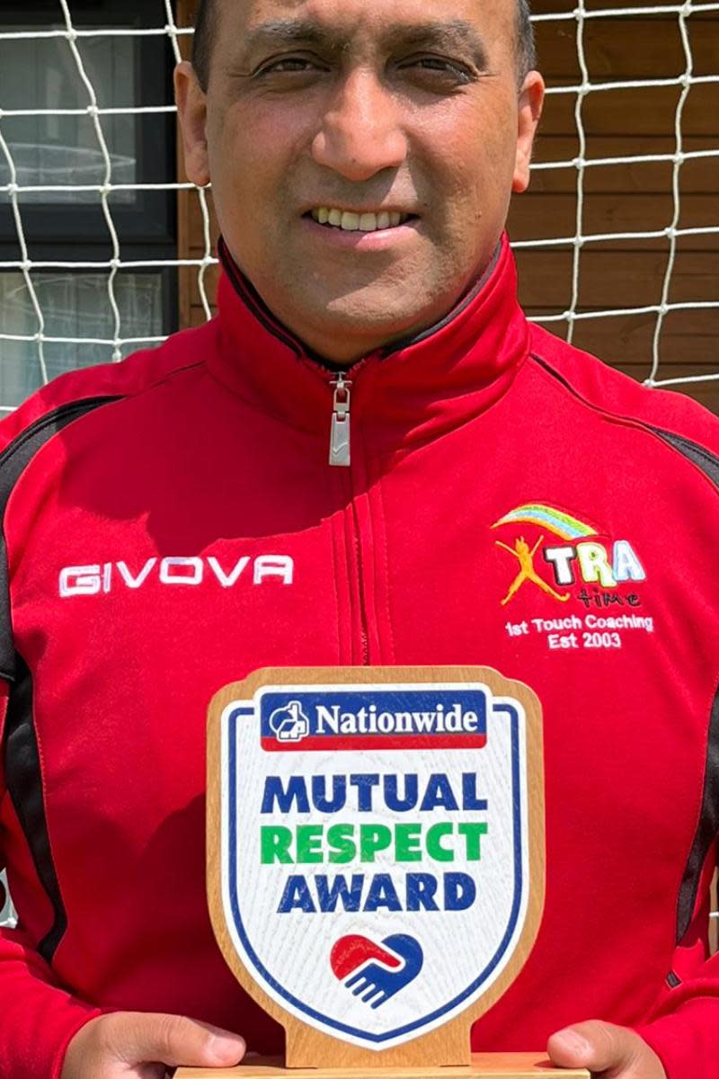Watford Observer: Nadim 'George' Akhtar wins Mutual Respect Award.