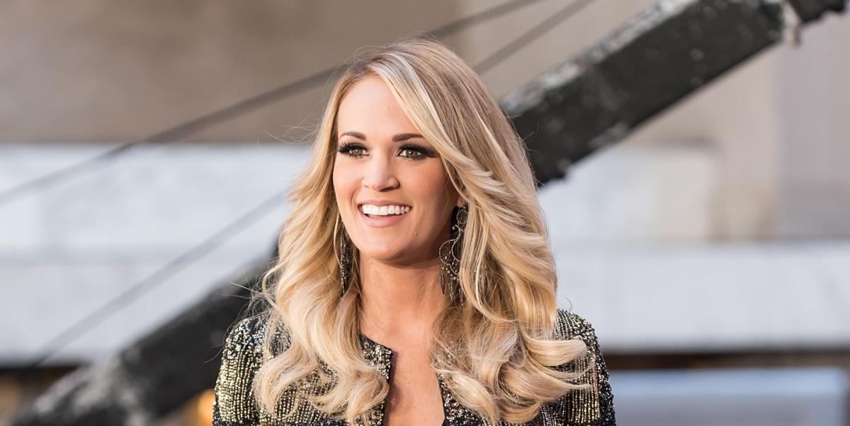 Carrie Underwood and Her Stylist Dish on Her Updated Las Vegas Residency  Wardrobe (Exclusive) - Yahoo Sports