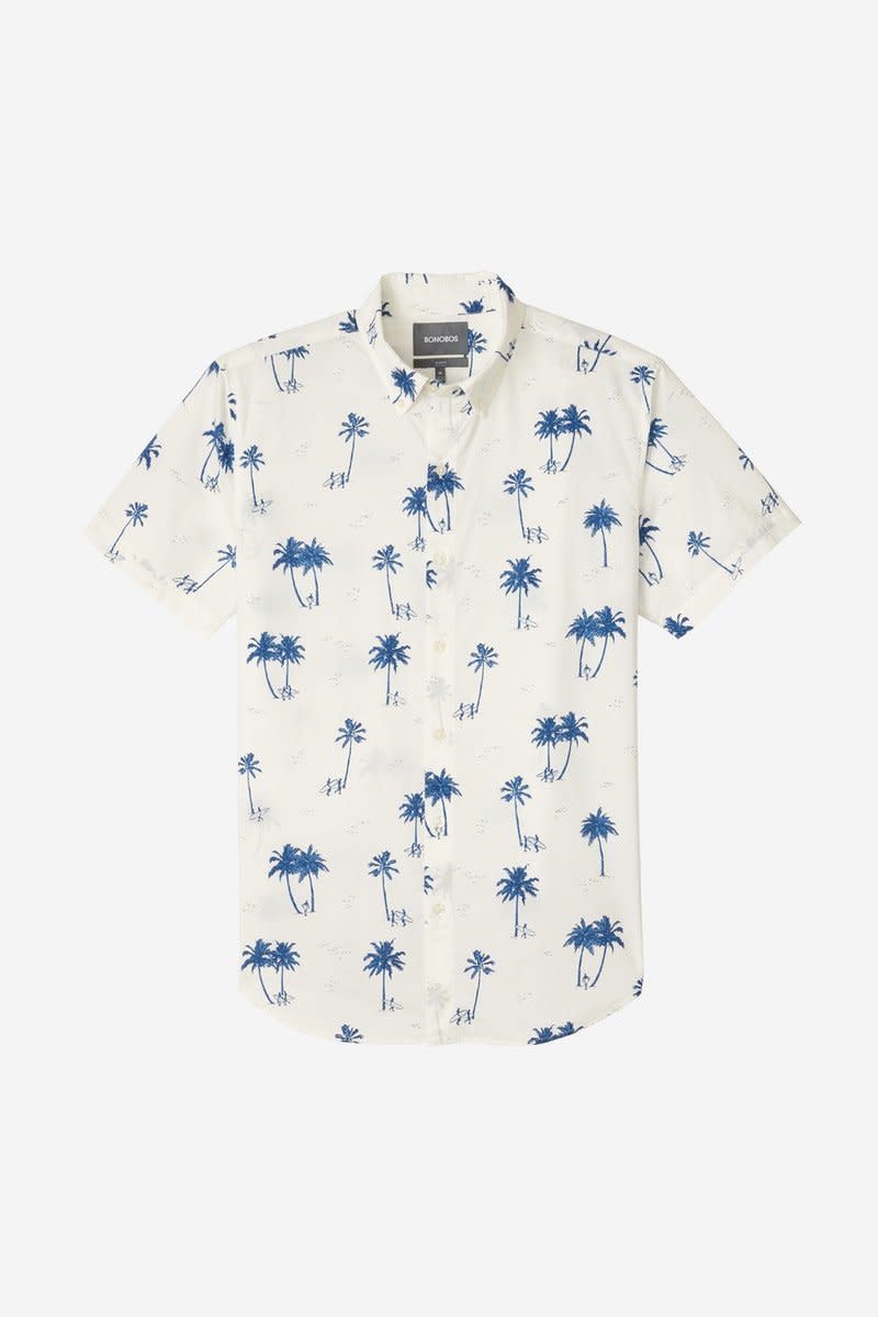 Bonobos is known for its loud and bold shirt prints and patterns for guys. Choose from sizes XS to XXL, designate your shirt fit (tailored, slim or standard) and customize the length for a nearly tailored fit for your guy. It's sure to be a conversation starter.&lt;br&gt;<br />&lt;br&gt;<strong><a href="https://fave.co/2Wb4yoN" target="_blank" rel="noopener noreferrer">Get a Bonobos shirt starting at $88</a></strong>.