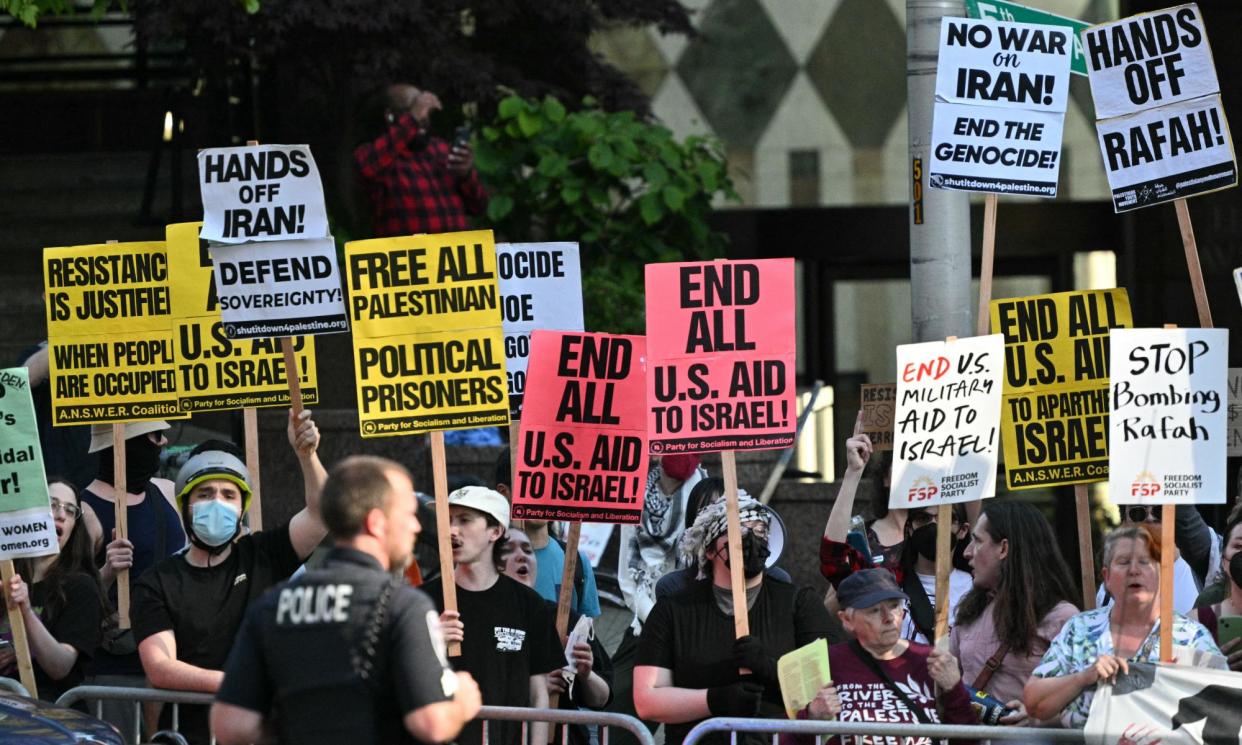 <span>Pro-Palestinian protesters outside a fundraiser event that President Joe Biden is attending in Seattle, Washington, on Friday.</span><span>Photograph: Mandel Ngan/AFP/Getty Images</span>