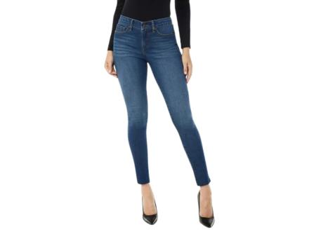 These Sofia Vergara jeans are so flattering and on sale for just