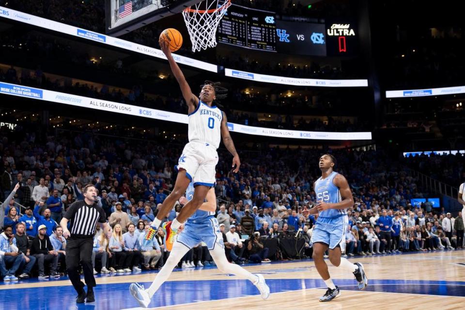 Kentucky freshman guard Rob Dillingham (0) had a team-high 17 points in UK’s 87-83 win over then-No. 9 North Carolina in last Saturday’s CBS Sports Classic. Silas Walker/swalker@herald-leader.com