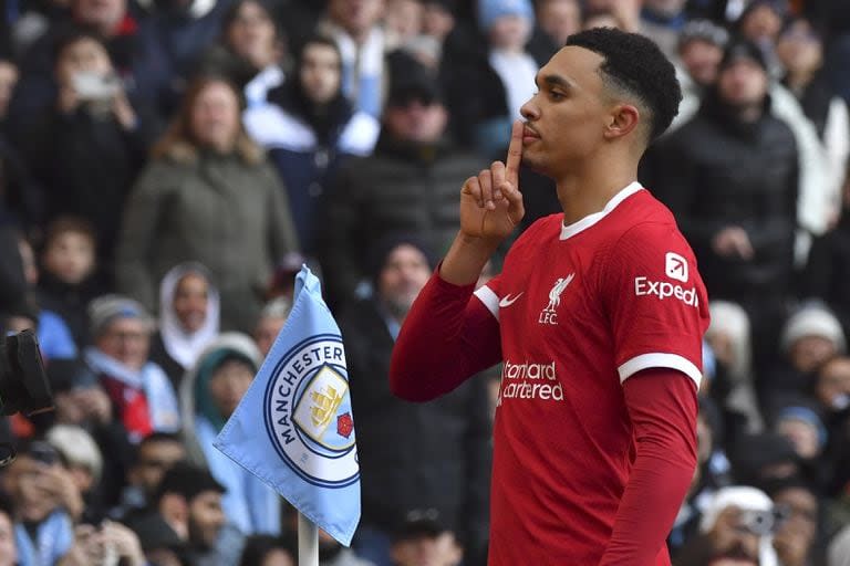 Trent Alexander-Arnold silenció al Etihad Stadium con el gol del empate de Liverpool ante Manchester City