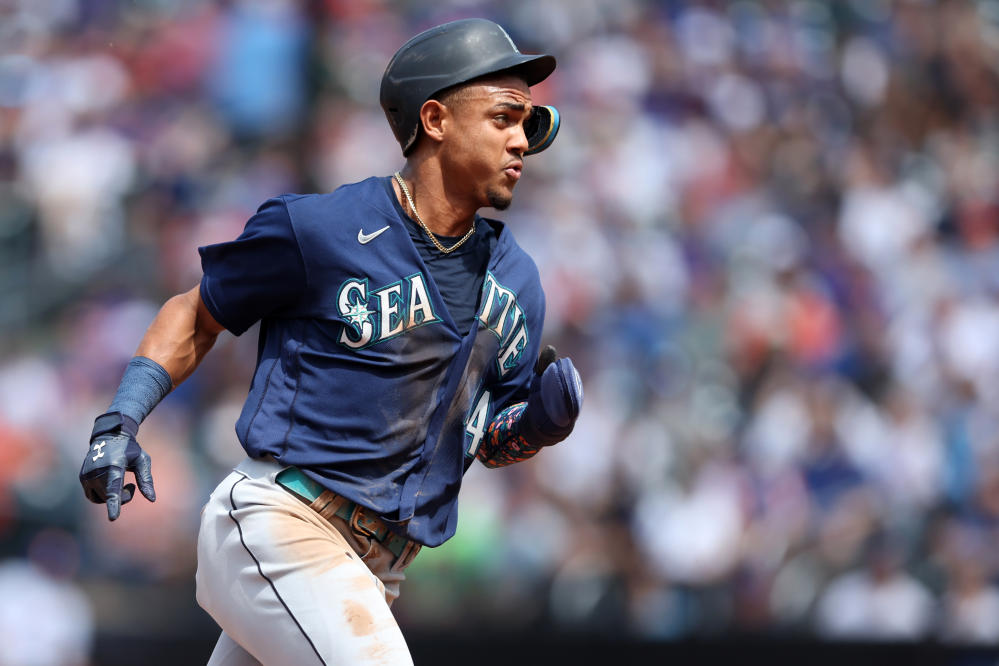 How Julio Rodríguez, the Mariners' prized 6-foot-3 rookie, got