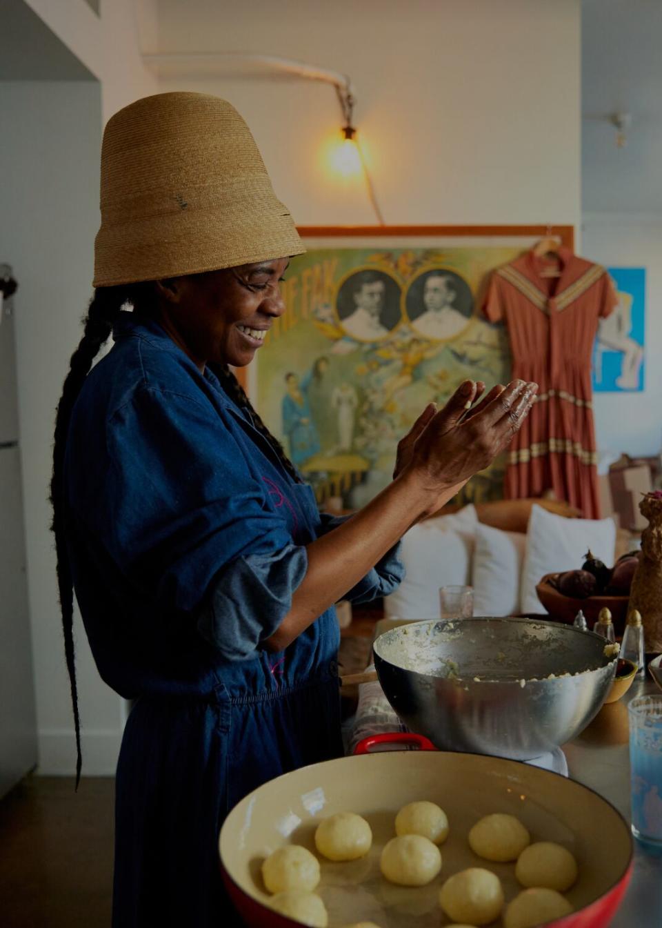 Natalia Pereira rolling dough for pão de queijo