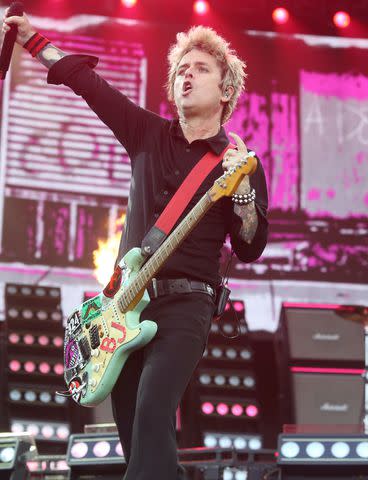 <p>SplashNews</p> Billie Joe Armstrong