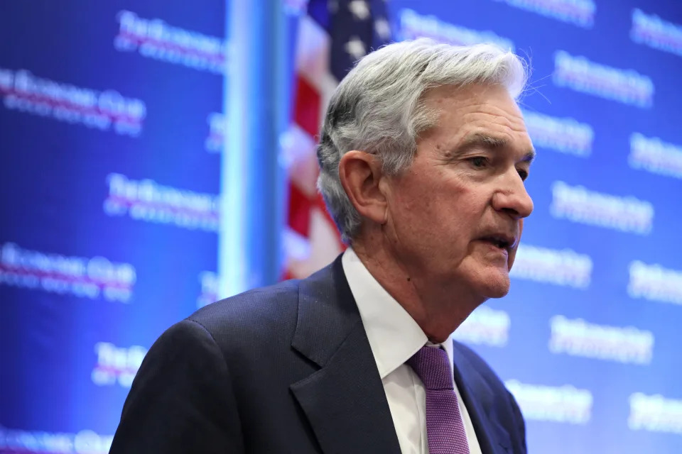 U.S. Federal Reserve Chair Jerome Powell speaks to attendees of a meeting of The Economic Club of Washington, at the Renaissance Hotel in Washington, D.C., U.S., February 7, 2023. REUTERS/Amanda Andrade-Rhoades