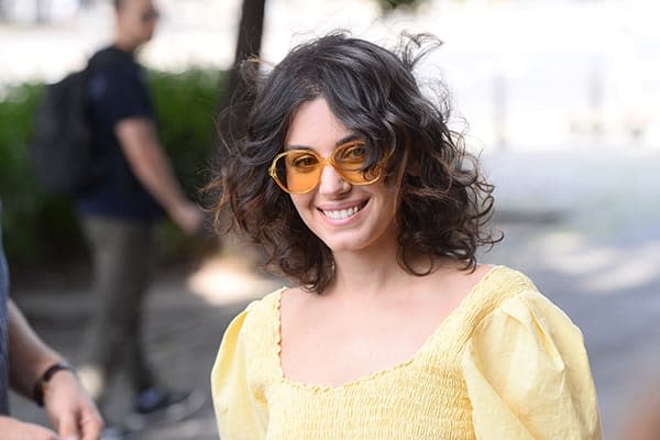 Katie Melua looks summery in yellow dress