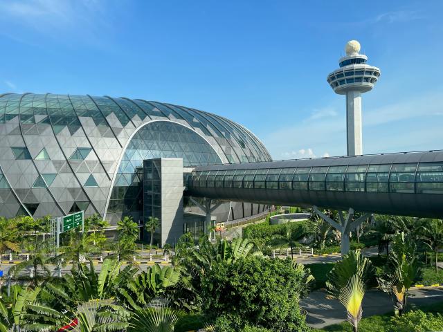 I spent 8 hours at Singapore's famous airport, which features