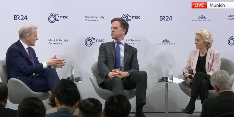 De gauche à droite, Jonas Gahr Støre,Mark Rutte et Ursula Von Der Leyen. // Source : YouTube / SkyNews