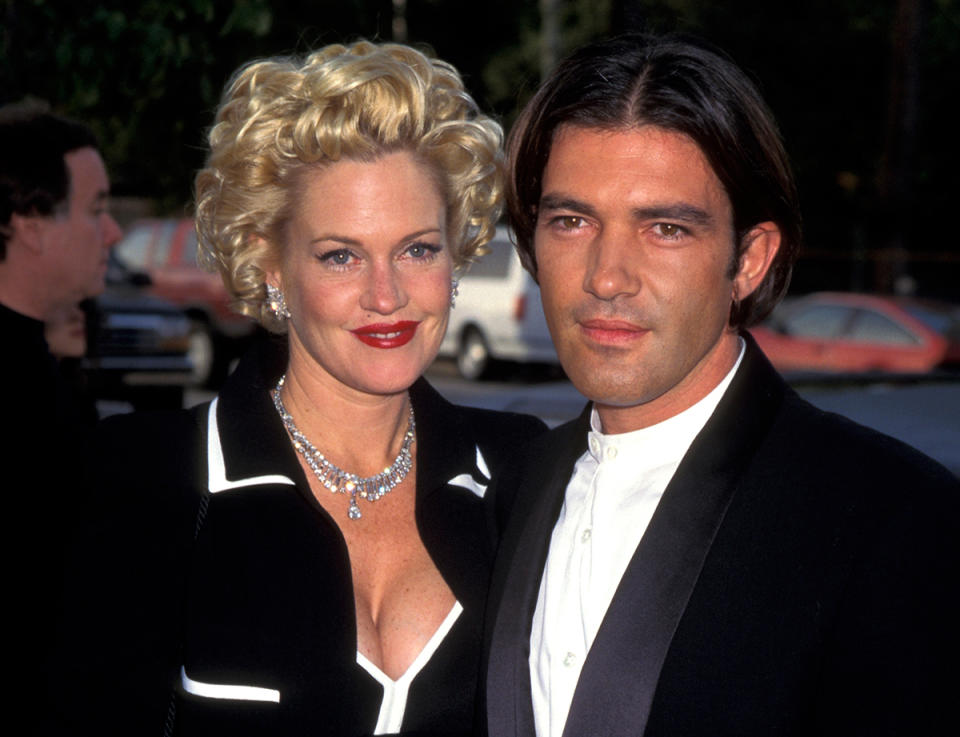 Melanie Griffith y Antonio Banderas (Photo by Ron Galella/Ron Galella Collection via Getty Images)