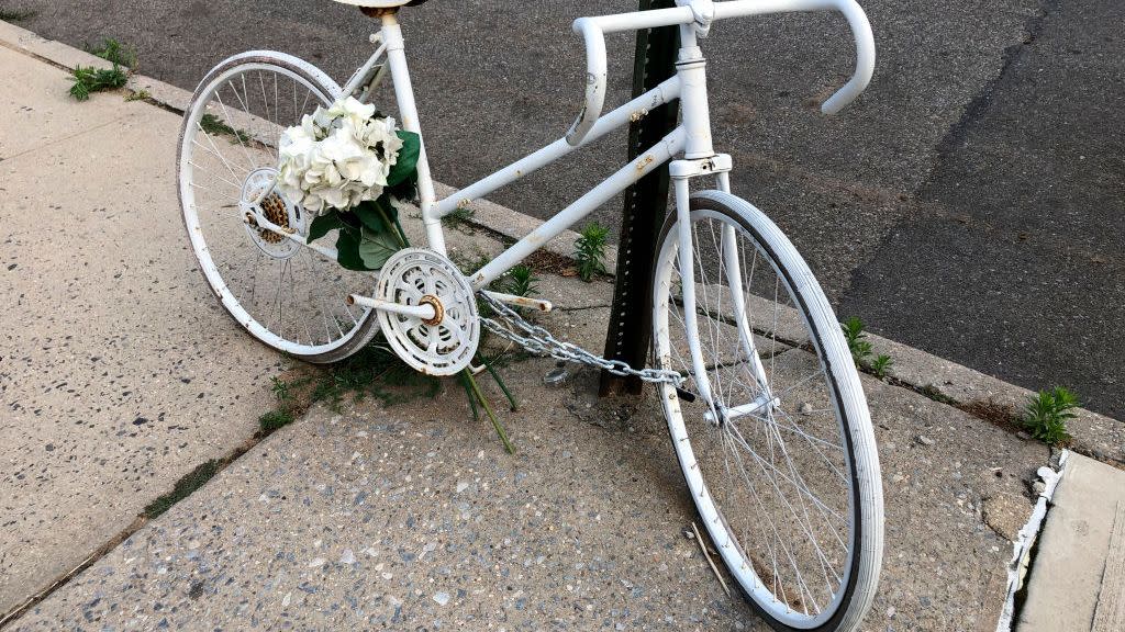 white ghost bike, site where someone was killed by driver while riding a bike, queens, ny