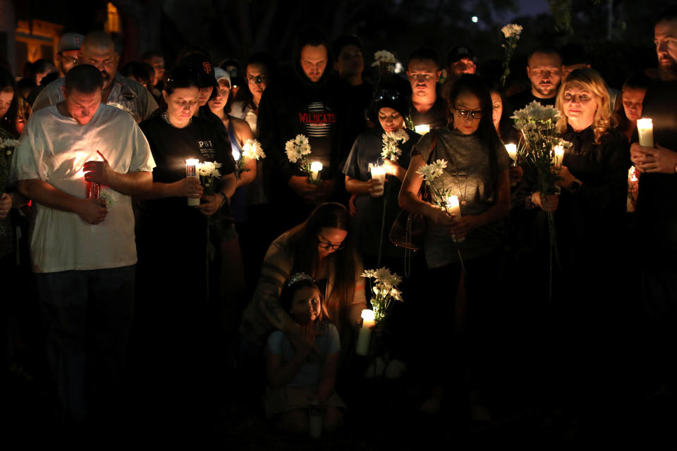 A candlelight vigil is held at Zack Bagans Haunted Museum in remembrance of victims following the mass shooting along the Las Vegas Strip in Las Vegas, Nevada, U.S., October 3, 2017.&nbsp; (Photo: Mike Blake / Reuters)