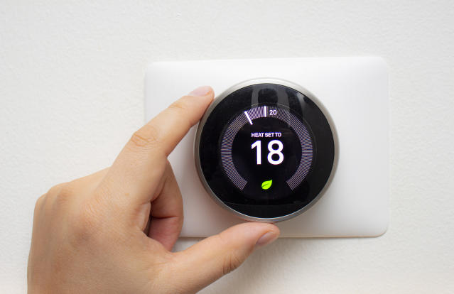 Los mejores termostatos inteligentes compatibles con Alexa que puedes  comprar