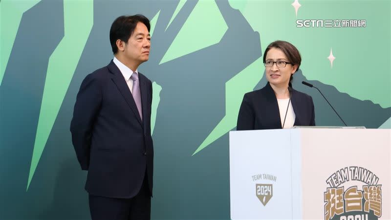 總統副手由蕭美琴（右）擔任，綠委也看好她的能力，要力拚國會過半。