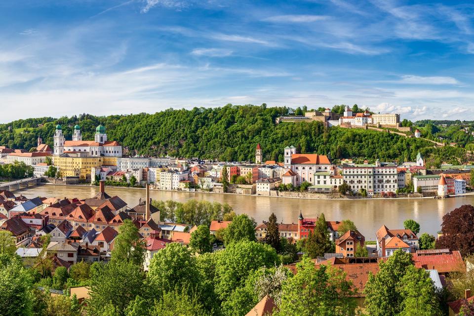 Old town with St. Stephens Cathedral and Veste Oberhaus on the Inn River, Passau, Bavaria, Germany