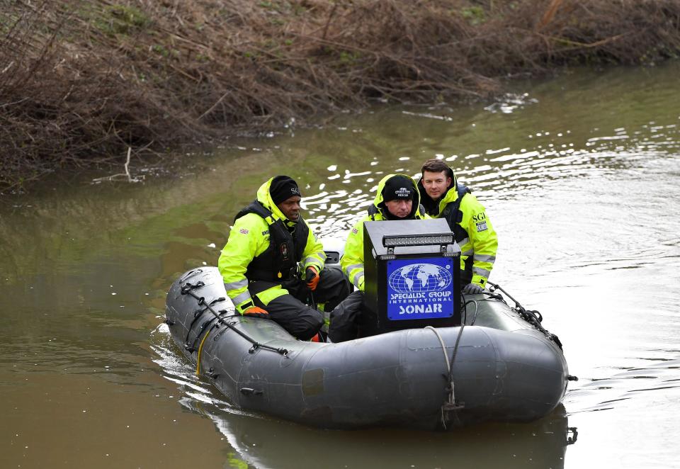 Leicester, Leicestershire, UK. 27th February 2024. Police divers are joined by Peter Faulding from Specialist Group International as the search continues for Xielo Maruziva, a 2 year old boy that fell into flood water in the Grand Union Canal in Aylestone Meadows, Leicester on Sunday February 18th and hasn’t been seen since.  ALEX HANNAM PHOTOGRAPHY  alex@alexhannamphotography.co.uk