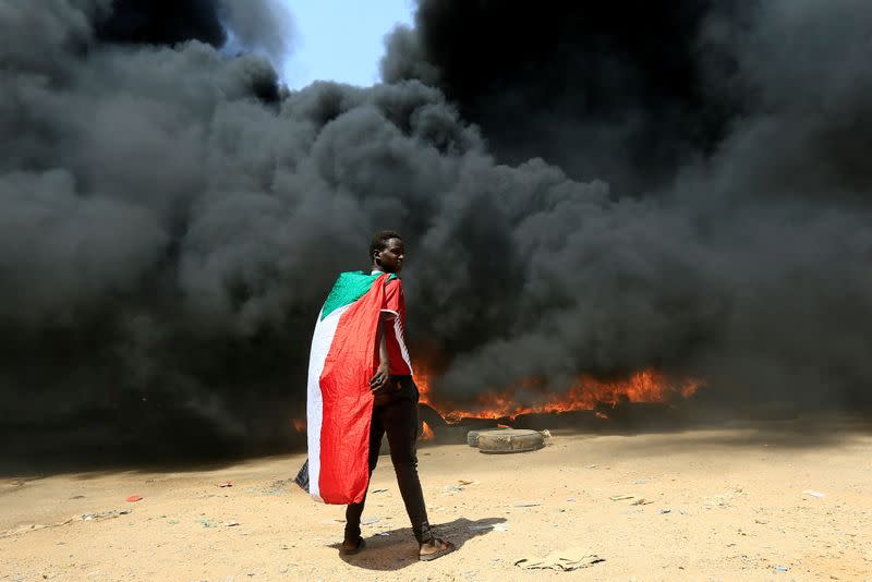 Protest against prospect of military rule in Khartoum