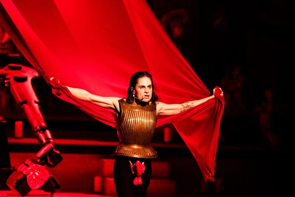 Héloise Letissier, aka Redcar, at the Royal Festival Hall - Gaelle Beri 