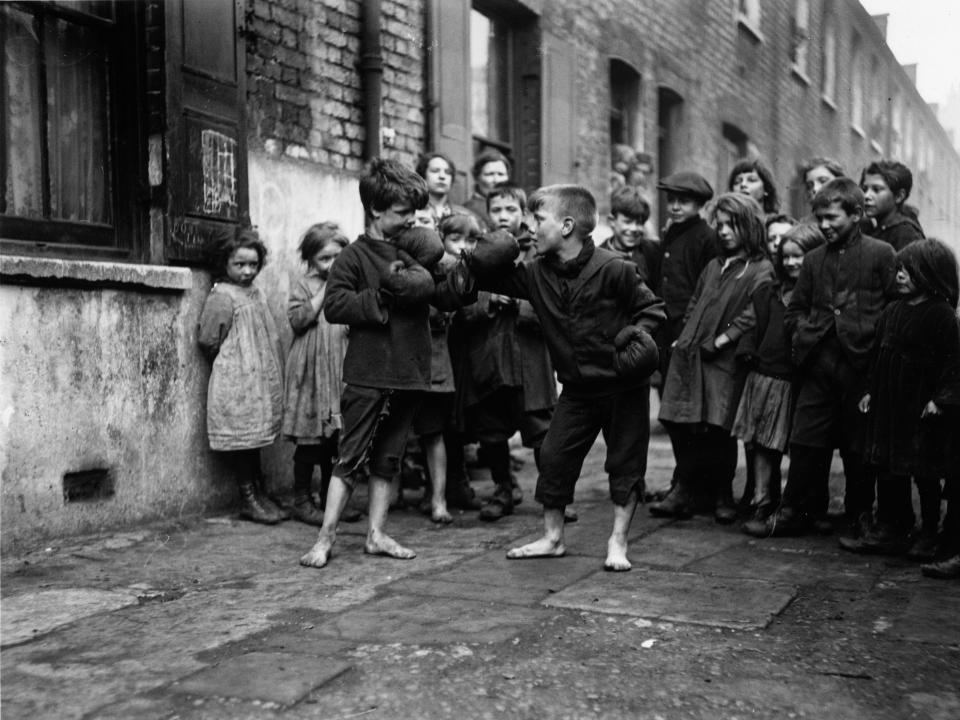 children in london 1920