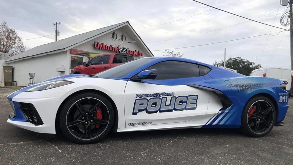 Police Take C8 Corvette For Themselves