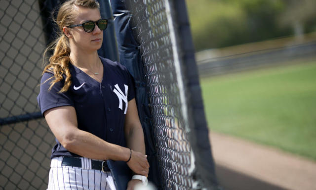 Rachel Balkovec out 5-7 days after being struck by ball in face