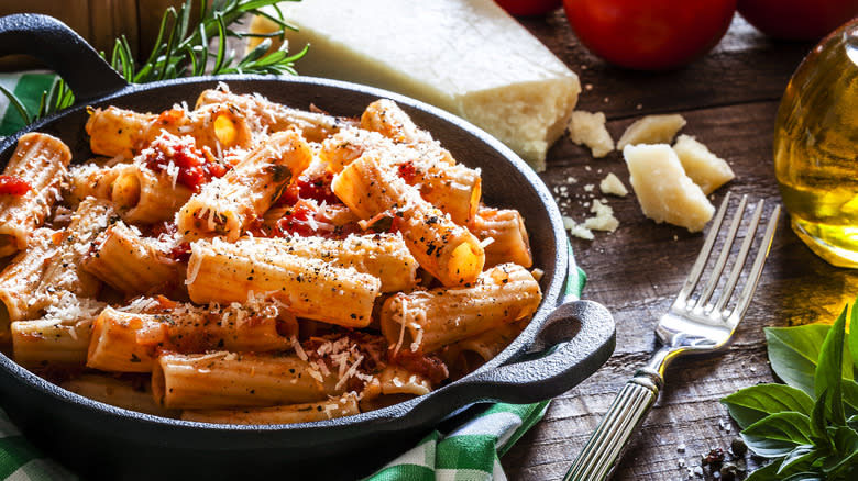 pasta pomodoro